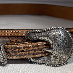 Justin Western Belt – Size 46 – Tooled Leather with Engraved Silver Buckle